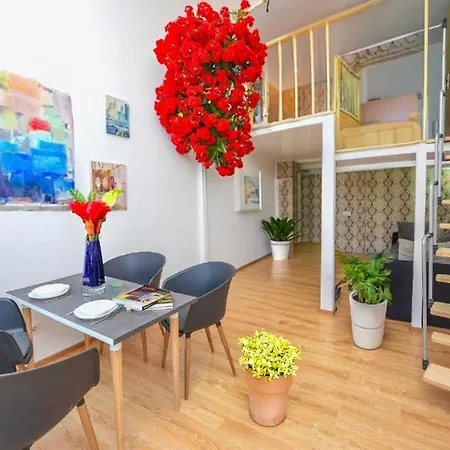 Old Town - Ultra Бухарест