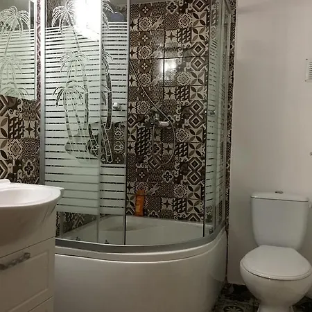 Old Town - Ultra * Βουκουρέστι