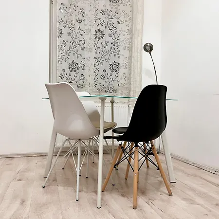 Old Town - Ultra Apartament *